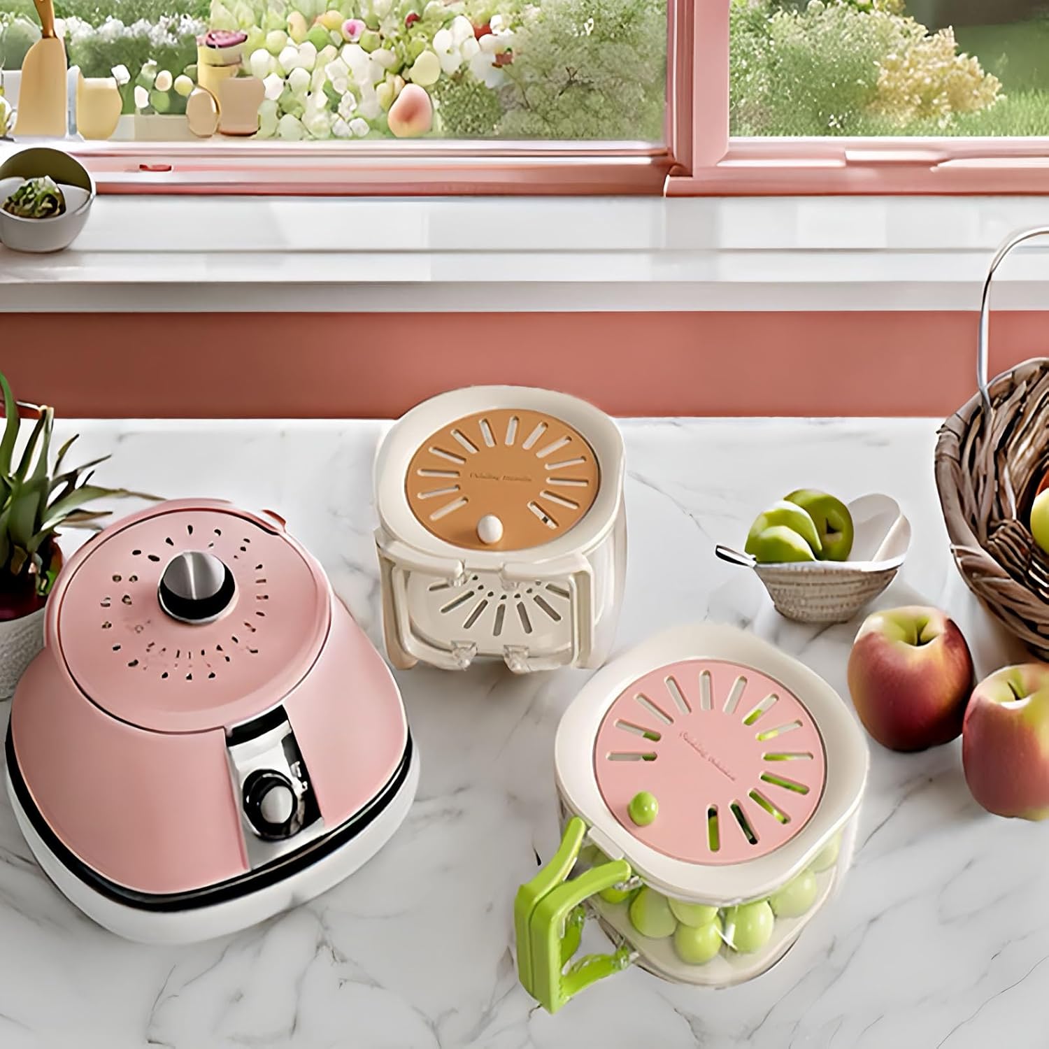 Foldable Handle Fruit Strainer